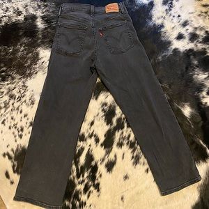 Levi’s | Ribcage Straight Ankle Jeans